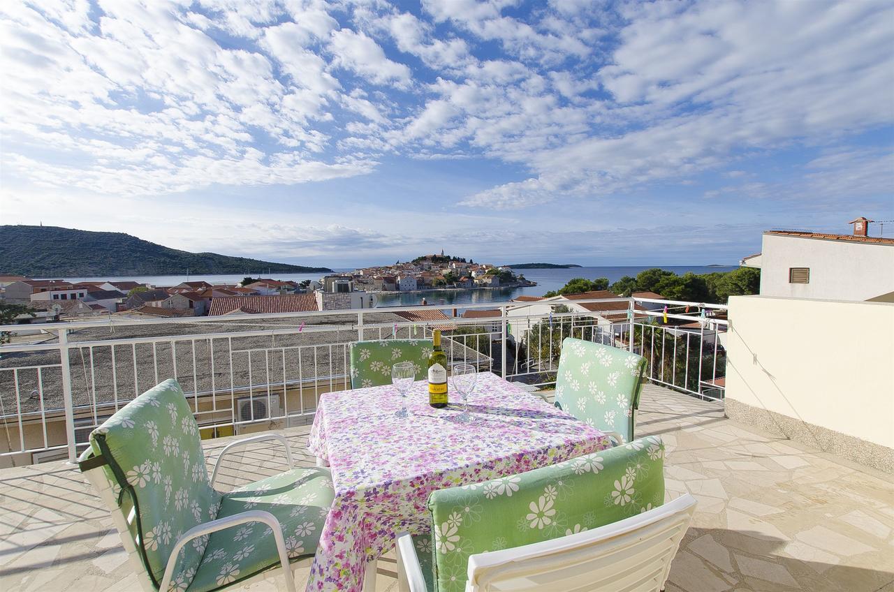 Apartment Josipa Примоштен Экстерьер фото
