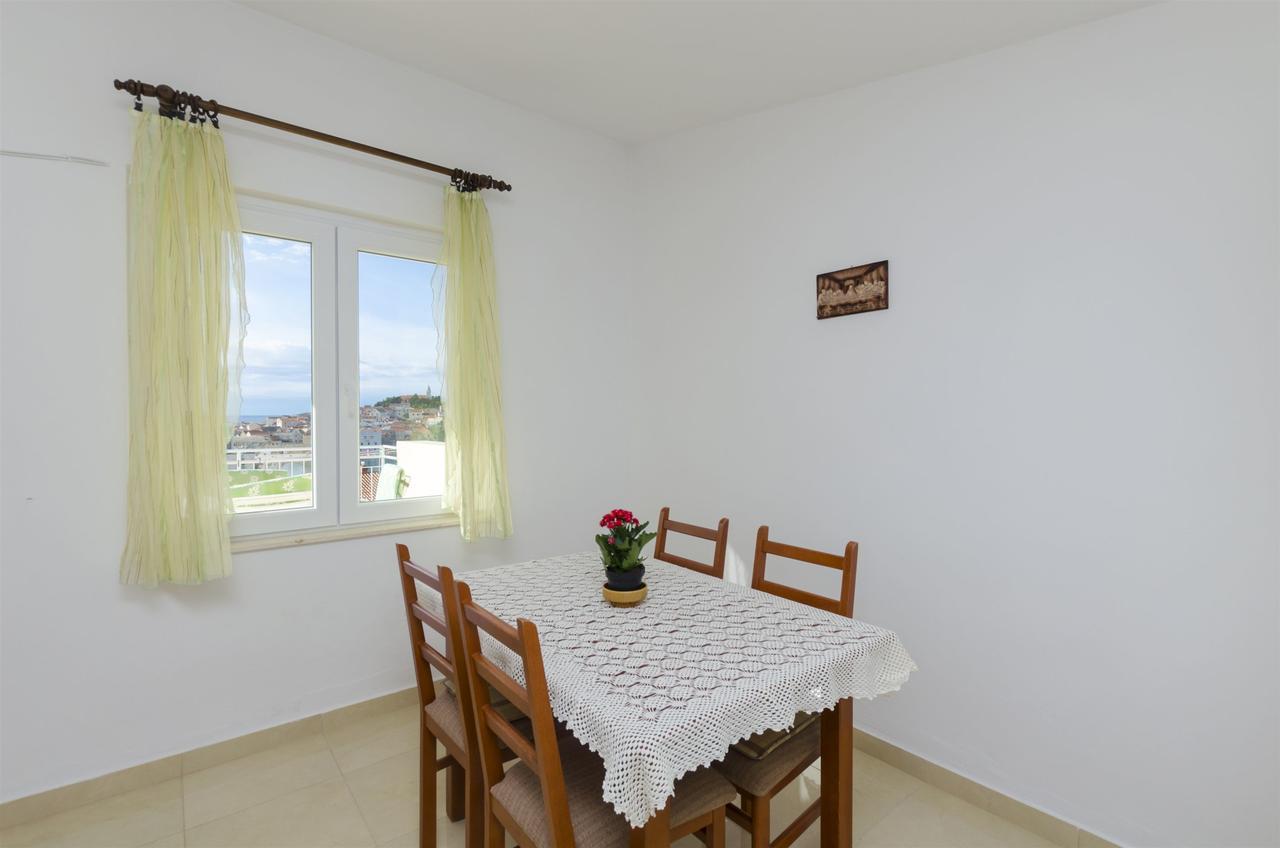 Apartment Josipa Примоштен Экстерьер фото