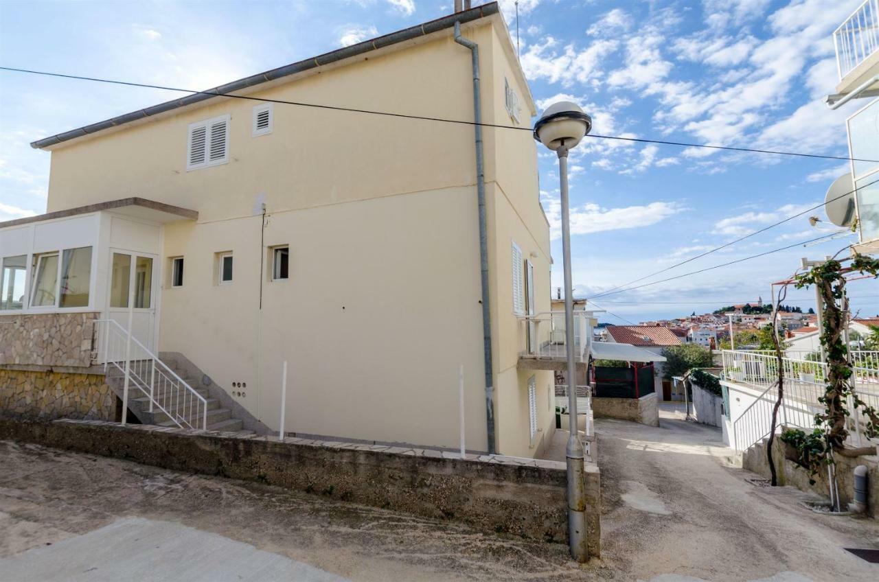 Apartment Josipa Примоштен Экстерьер фото